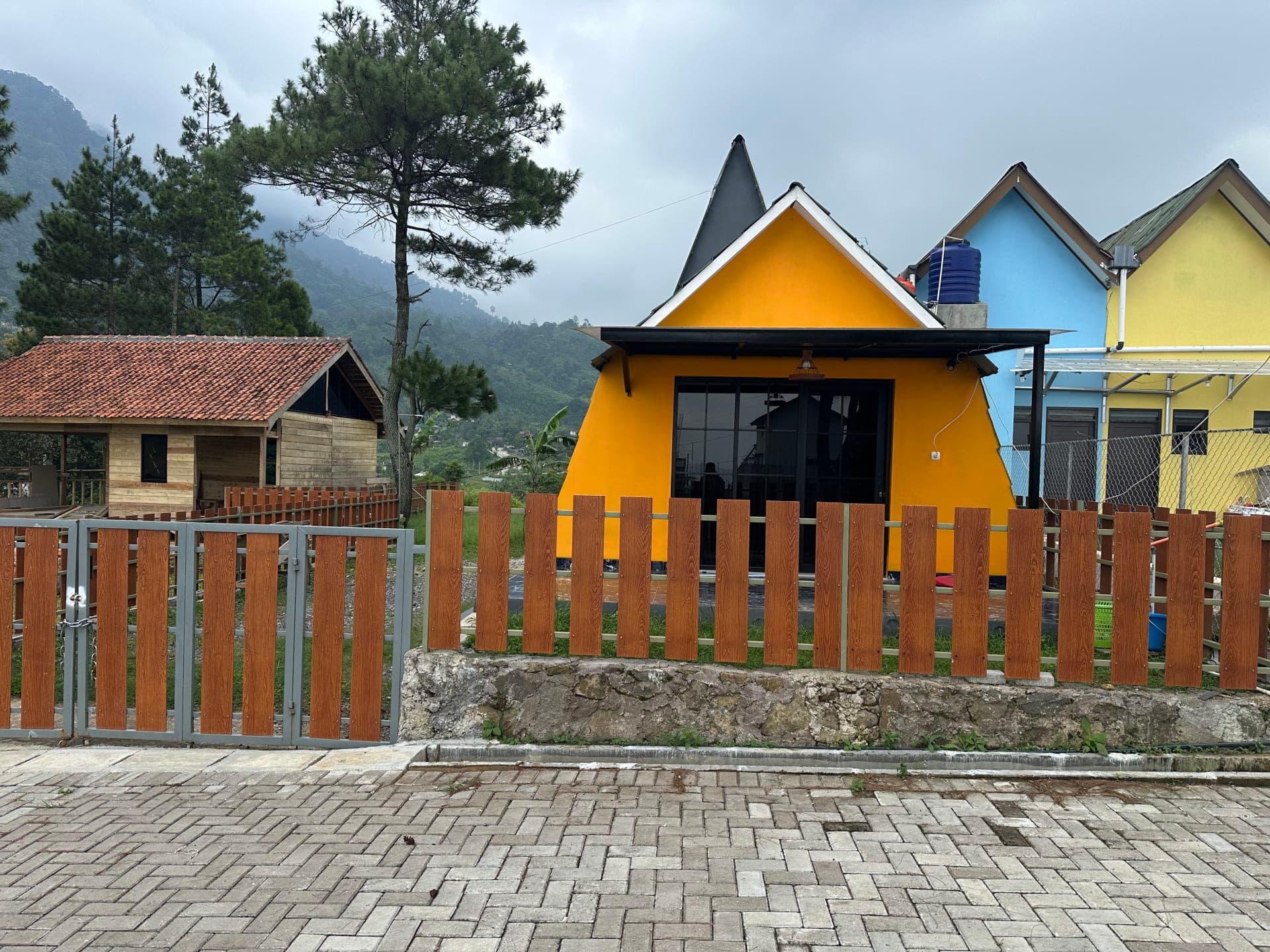 Villa Pak Maryono